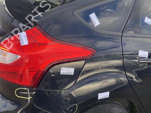 Bagstkærm Højre FORD FOCUS III 1.0 EcoBoost (100 hp) 32002836