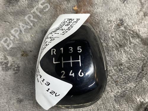 Used Gear lever PEUGEOT 208 II (UB_, UP_, UW_, UJ_) 1.2 PureTech 100 (101 hp) 27271206