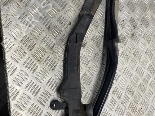 Used Front bumper bracket Front bumper bracket PEUGEOT 508 I (8D_) 1.6 BlueHDi 120 (120 hp) 33310123 33310123