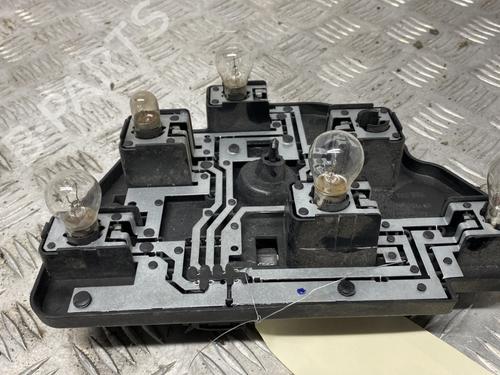 Used Lamp holder BMW 5 (E39) 525 d (163 hp) 26618005