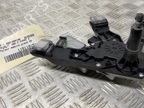 Used Rear wiper motor PEUGEOT 308 II (LB_, LP_, LW_, LH_, L3_) 1.5 BlueHDI 100 (102 hp) 30143414