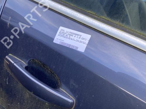 right-front-door-opel-signum-hatchback-z03-2003-2004-2005-2006-2007-2008-23783809 main image