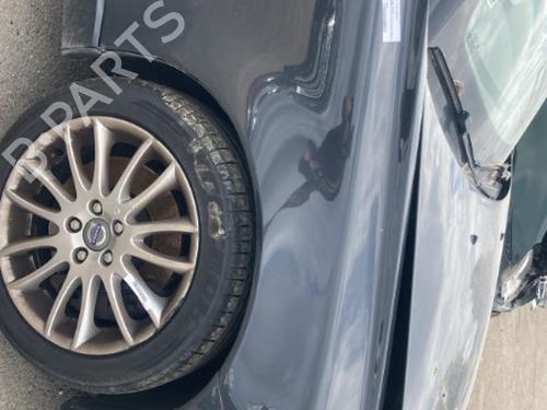 Used Right front fenders VOLVO V50 (545) 2.0 D (136 hp) 21820597