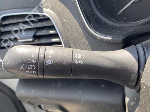 Commodo Essuie Glace / Phare RENAULT MEGANE IV Hatchback (B9A/M/N_) 1.5 dCi 110 (B9A3) (110 hp) 26686810