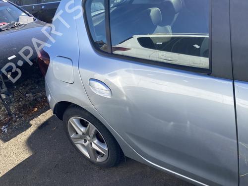 Used Right rear door DACIA SANDERO II 1.5 Blue dCi 95 (B8JL) (95 hp) 30110034