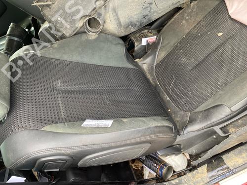 Used Right front seat Right front seat 35884497 35884497