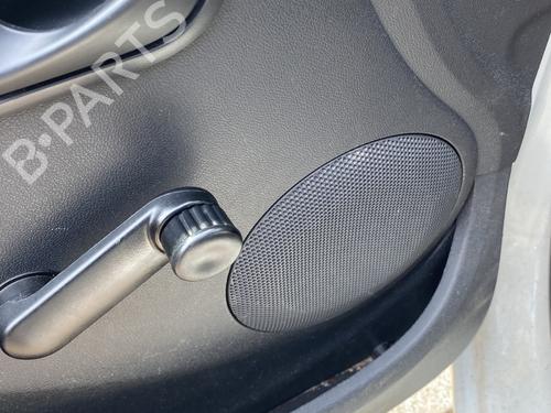 Used Front left panel Front left panel DACIA SANDERO 1.2 16V (75 hp) 26028043 26028043