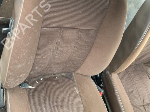 Used Right front seat Right front seat FORD FIESTA III (GFJ) 1.6 i 16V (88 hp) 25270452 25270452