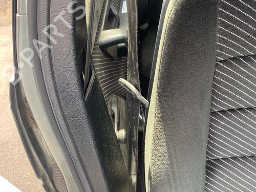 Used Front right seatbelt Front right seatbelt 38064108 38064108