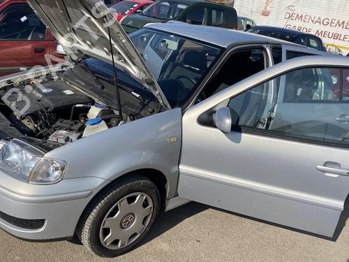 Used Engine control unit (ECU) Engine control unit (ECU) VW POLO III CLASSIC (6V2) 60 1.4 (60 hp) 33553452 33553452