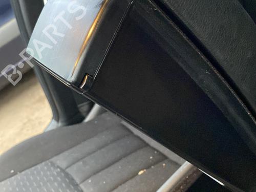 armrest-center-console-mercedes-benz-c-class-w203-2000-2001-2002-2003-2004-2005-2006-2007-31836708 main image