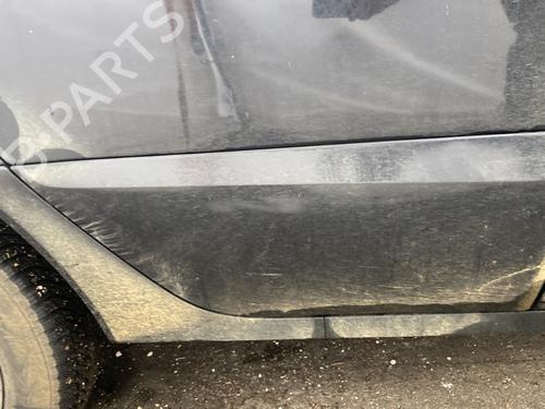 Used Door moulding trim RENAULT KOLEOS I (HY_) 2.0 dCi 4x4 (HY0K) (150 hp) 31977641