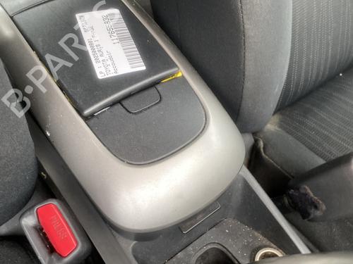 Armlene Armlene TOYOTA AURIS (_E15_) 2.0 D-4D (ADE150_, ADE150R) (126 hp) 30774651 30774651