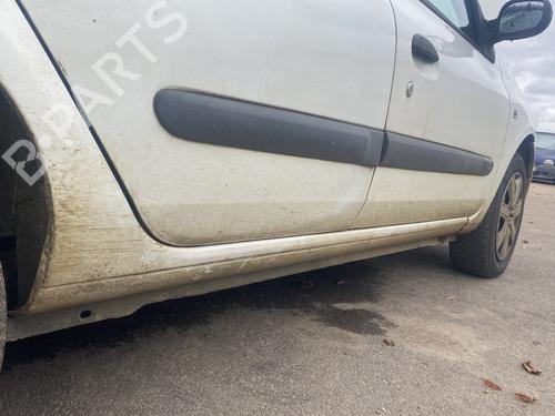 Dør høyre bak RENAULT CLIO II (BB_, CB_) 1.2 (BB0A, BB0F, BB10, BB1K, BB28, BB2D, BB2H, CB0A,... | BP20300603C5 