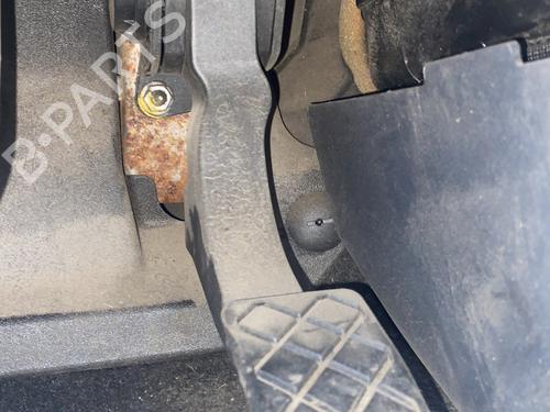 Pedal Pedal SEAT IBIZA III (6L1) 1.9 TDI (100 hp) 33959526 33959526