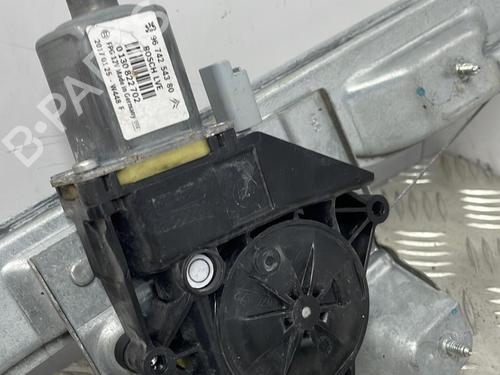 Used Front right window mechanism Front right window mechanism 19904990 19904990