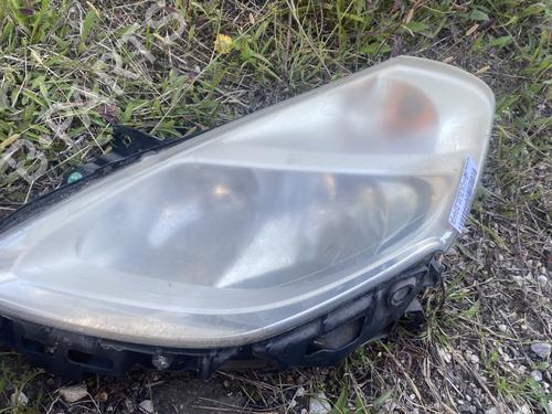 Used Left headlight RENAULT CLIO III (BR0/1, CR0/1) [2005-2014]  27981929