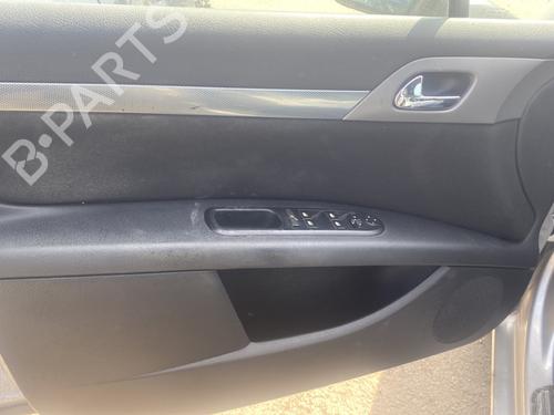 Used Front left panel PEUGEOT 407 (6D_) 2.0 HDi 135 (6DRHRH, 6DRHRE, 6DRHRG, 6DRHRJ) (136 hp) 26618163