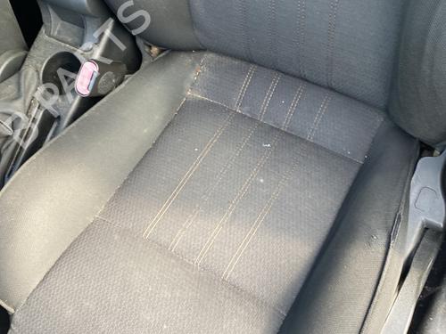 Used Left front seat Left front seat 28579060 28579060