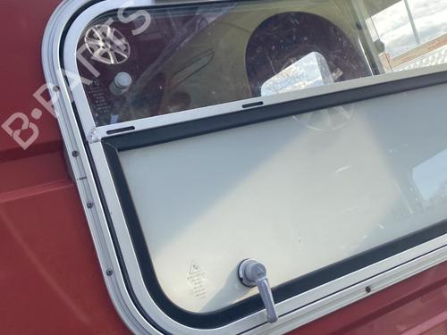 Rear left quarter glass RENAULT MASTER I Van (T__) 28-35 2.0 | BP29973922C93