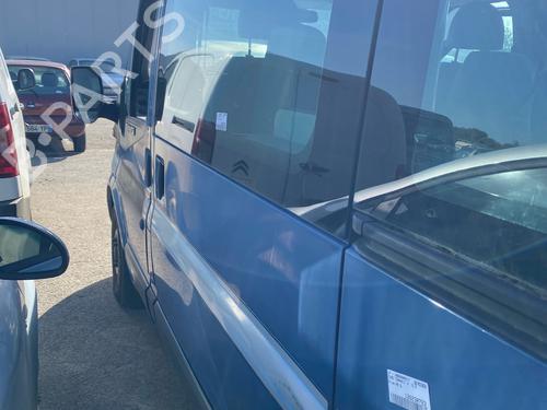 Venstre side skydedør Venstre side skydedør FORD TRANSIT Bus (FD_ _, FB_ _, FS_ _, FZ_ _, FC_ _) 2.2 TDCi (140 hp) 35930513 35930513