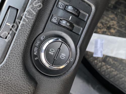 Forlygtekontakt OPEL INSIGNIA A (G09) 2.0 CDTI (68) | BP30909446I24