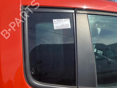 rear-right-quarter-glass-jeep-renegade-suv-bu-b1-bv-2014-37749680 main image