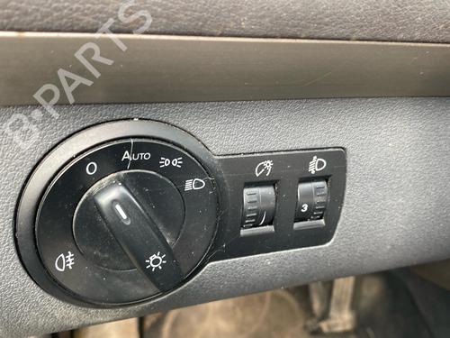 Used Headlight switch Headlight switch 34334633 34334633