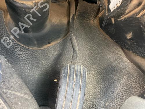 Used Pedal Pedal RENAULT KANGOO Express (FC0/1_) 1.9 dTi (FC0U) (80 hp) 40608492 40608492