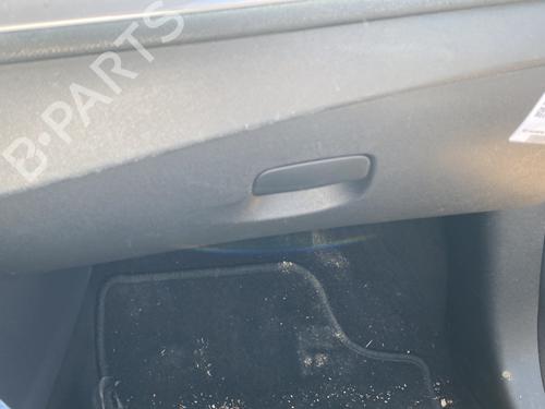 Hanskerom RENAULT MEGANE III Hatchback (BZ0/1_, B3_) 1.5 dCi (BZ09, BZ0D, BZ1W, BZ29, BZ14) (110 hp) 26526435