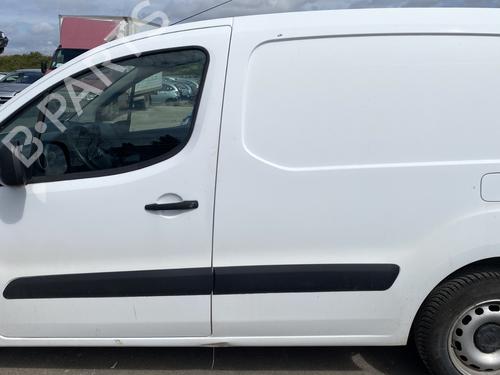 Front left quarter glass CITROËN BERLINGO Box Body/MPV (B9) 1.6 HDi / BlueHDi 75 | BP32082867C111 