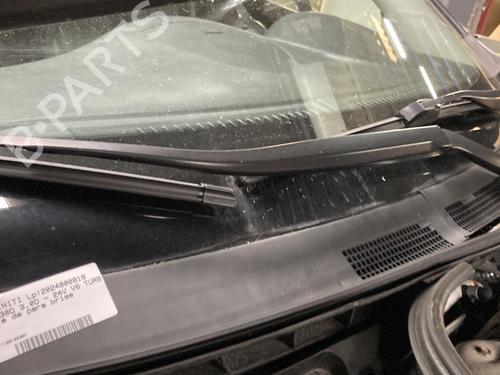 Ramię wycieraczki przedniej szyby INFINITI EX 30d BP23782289C143
