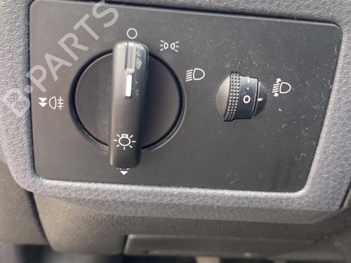 Used Headlight switch FORD FIESTA V (JH_, JD_) 1.6 TDCi (90 hp) 27402983