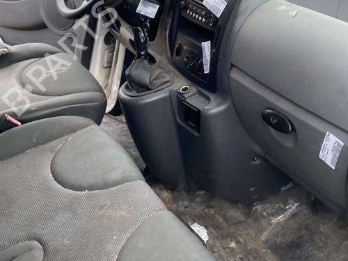 Used ECU airbags PEUGEOT EXPERT Van (VF3A_, VF3U_, VF3X_) 1.6 HDi 90 16V (90 hp) 31024894