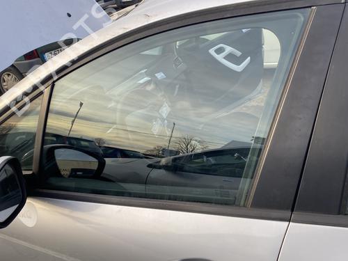 front-left-door-window-peugeot-208-i-ca_-cc_-2012-2013-2014-2015-2016-2017-2018-2019-2020-2021-31580880 main image