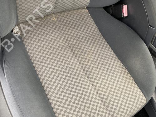 Used Right front seat RENAULT MEGANE II (BM0/1_, CM0/1_) 1.6 16V (BM0C, CM0C) (113 hp) 30317854