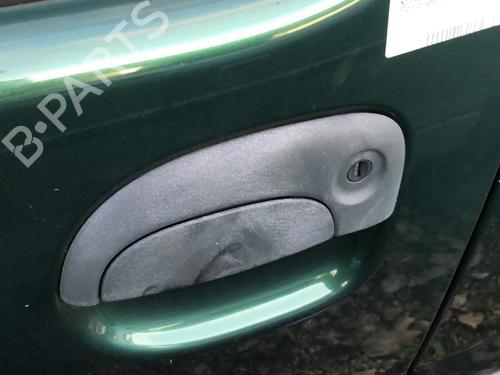 Venstre foran utvendig håndtak RENAULT KANGOO (KC0/1_) D 65 1.9 (KC0E, KC02, KC0J, KC0N) (64 hp) 22114584