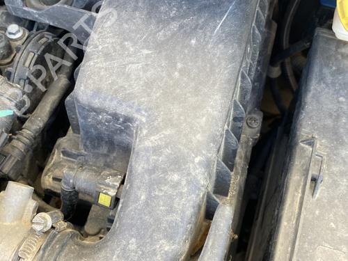 Used Air filter box Air filter box CITROËN C3 III (SX) 1.2 PureTech 82 (83 hp) 30157134 30157134
