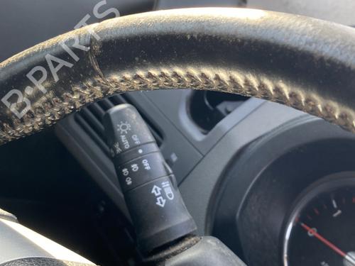 Used Switch Switch NISSAN X-TRAIL II (T31) 2.0 dCi 4x4 (150 hp) 30821264 30821264