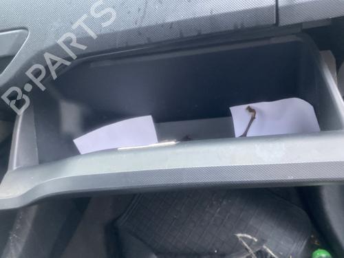 Used Glove box Glove box TOYOTA AURIS (_E15_) 2.0 D-4D (ADE150_, ADE150R) (126 hp) 30774621 30774621