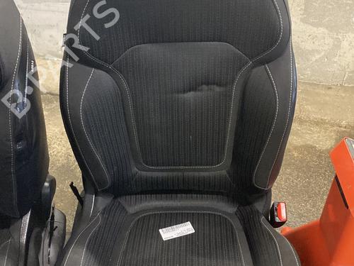 Right front seat RENAULT MEGANE IV Hatchback (B9A/M/N_) 1.2 TCe 130 (B9MR) | BP31580798C16 - Image 4