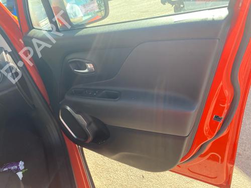 Used Front right panel Front right panel 37749705 37749705