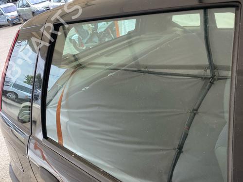 Used Rear right door window Rear right door window 37194558 37194558