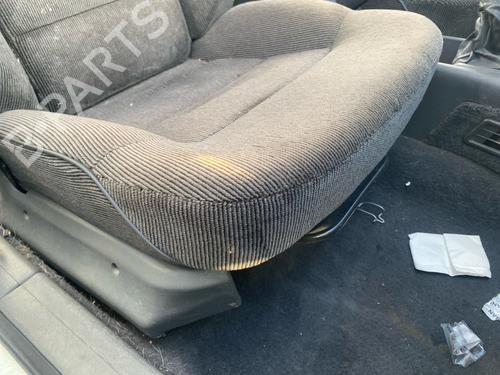 Used Right front seat Right front seat PEUGEOT 405 I (15B) 1.6 (94 hp) 40502434 40502434