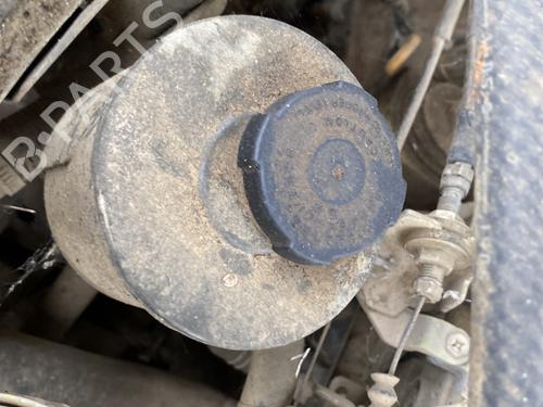 Used Power steering reservoir NISSAN PATROL III/2 Station Wagon (W260) 2.8 D 4x4 (92 hp) 33117013