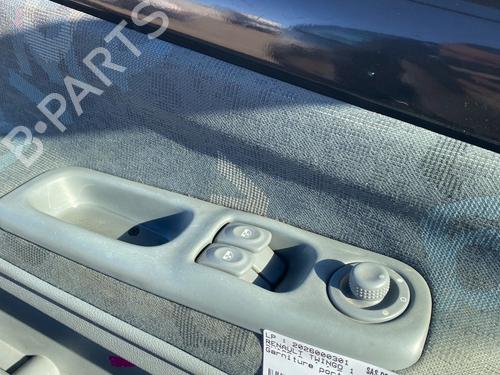 Used Left front window switch Left front window switch RENAULT TWINGO I (C06_) 1.2 16V (C06C, C06D, C06K) (75 hp) 39994029 39994029