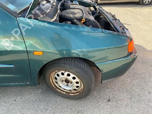 right-front-fenders-vw-polo-variant-6v5-1997-1998-1999-2000-2001-38228583 main image