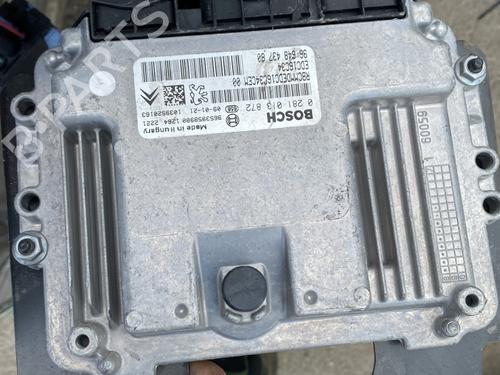 Used Engine control unit (ECU) PEUGEOT 308 I (4A_, 4C_) 1.6 HDi (109 hp) 25867081