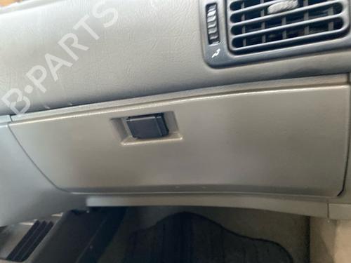 Used Glove box Glove box 38269415 38269415
