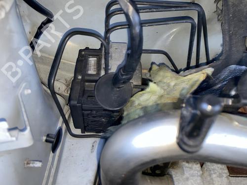 Used ABS pump RENAULT CLIO III (BR0/1, CR0/1) 1.5 dCi (BR17, CR17) (86 hp) 30261089